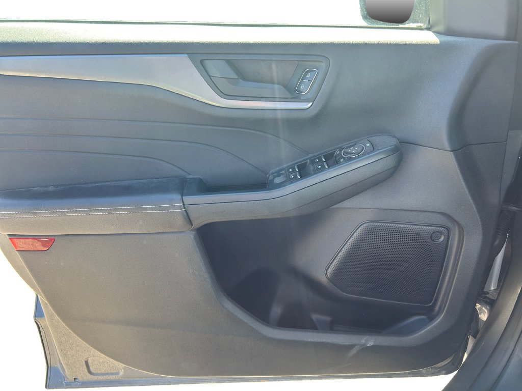 Certified 2024 Ford Escape Active AWD/4WD image 18