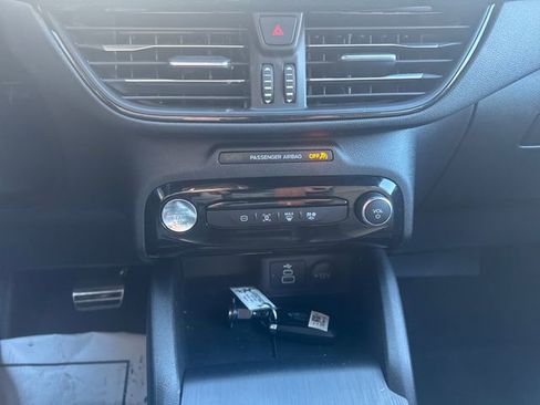 Used 2024 Ford Escape ST-Line Select w/ Tech Pack #1 image 12