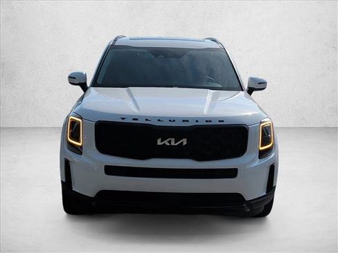 Used 2022 Kia Telluride EX w/ EX Premium Package AWD/4WD image 2