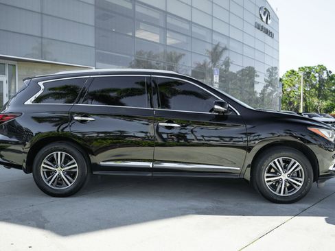 Used 2020 INFINITI QX60 Luxe w/ Essential Package image 27