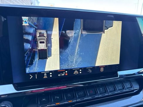New 2026 Chevrolet Silverado 1500 ZR2 w/ LPO, Dark Essentials Package AWD/4WD image 32