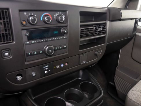 Used 2023 Chevrolet Express 3500 LS RWD image 18