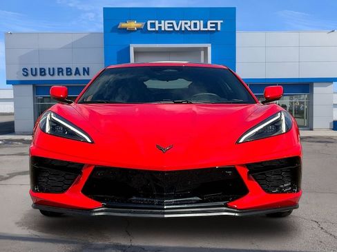 Used 2024 Chevrolet Corvette Stingray Preferred Cpe w/ Z51 Performance Package image 3