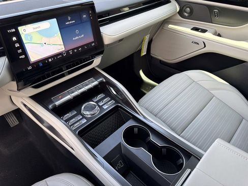 New 2026 Lincoln Nautilus Reserve w/ Jet Appearance Package AWD/4WD image 25