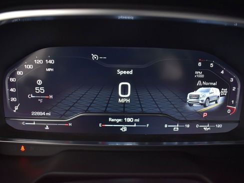 Used 2023 GMC Yukon SLE w/ Gmc Pro Safety Plus Package image 9