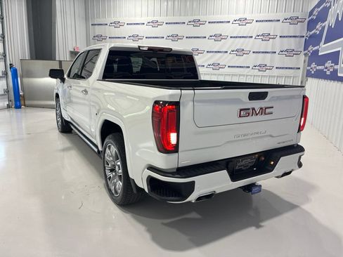 Used 2024 GMC Sierra 1500 Denali w/ Denali Reserve Package AWD/4WD image 4