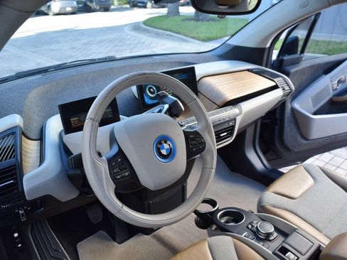 Used 2014 BMW i3 w/ Range Extender image 42