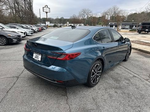 Used 2026 Toyota Camry XLE image 6