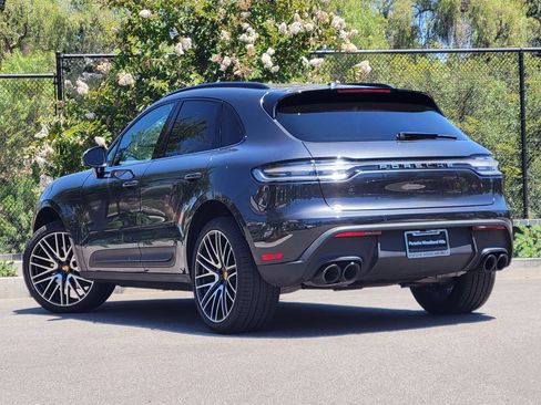Used 2026 Porsche Macan AWD/4WD image 3