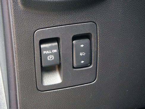 Used 2019 Ford F150 Raptor w/ Equipment Group 802A Luxury image 17