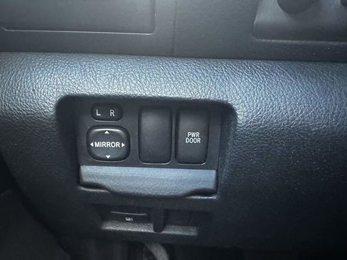 Used 2004 Lexus RX 330 AWD image 26