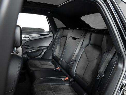 Used 2016 Porsche Macan S image 17