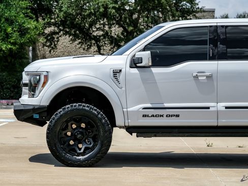 Used 2021 Ford F150 Lariat w/ Equipment Group 502A High AWD/4WD image 8