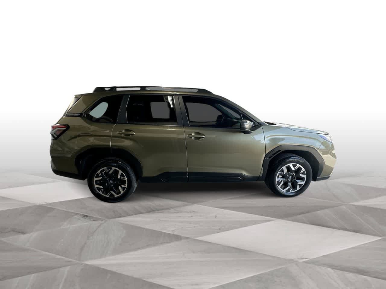 Used 2025 Subaru Forester Premium w/ Convenience Package #1 AWD/4WD image 9