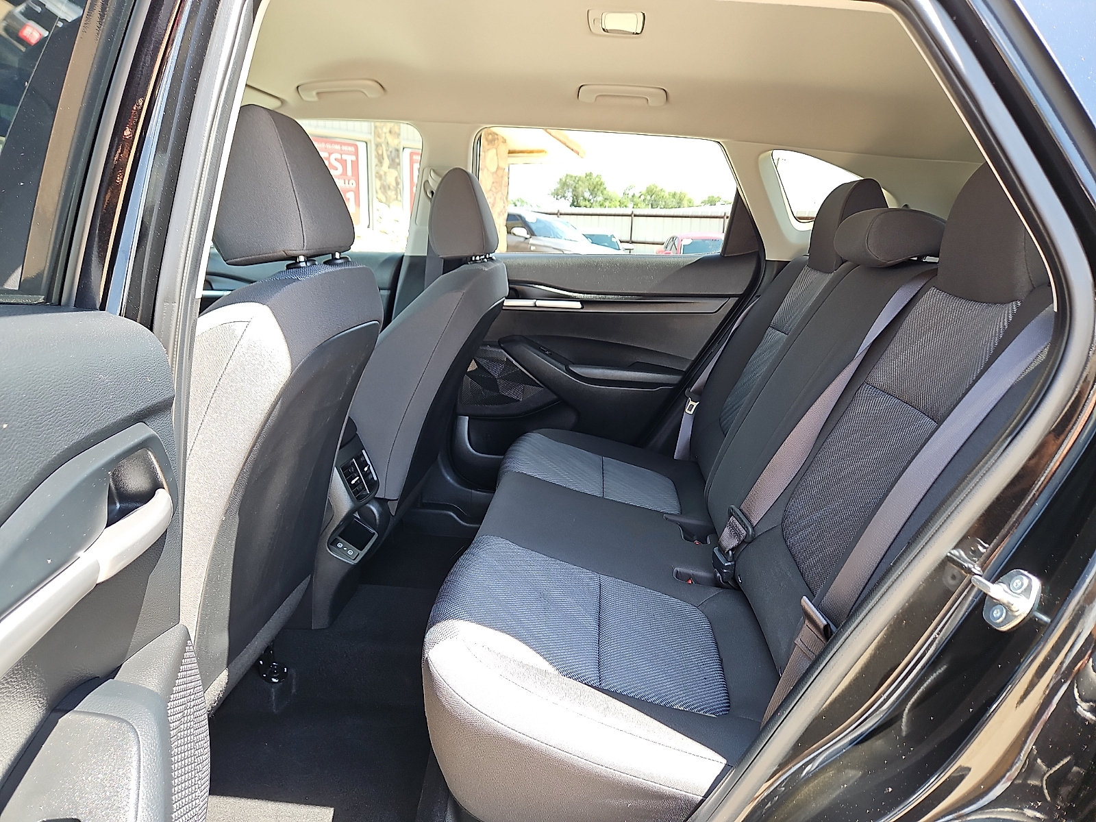 Used 2026 Kia Seltos LX AWD/4WD image 11