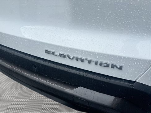 New 2027 GMC Terrain Elevation w/ Elevation Premium Package AWD/4WD image 27