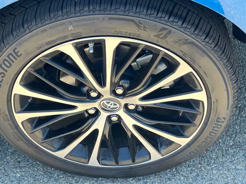 Used 2019 Toyota Camry SE w/ Convenience Package FWD image 22