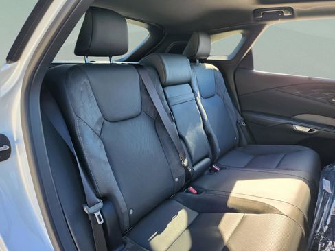 New 2026 Lexus RX 450h AWD image 23