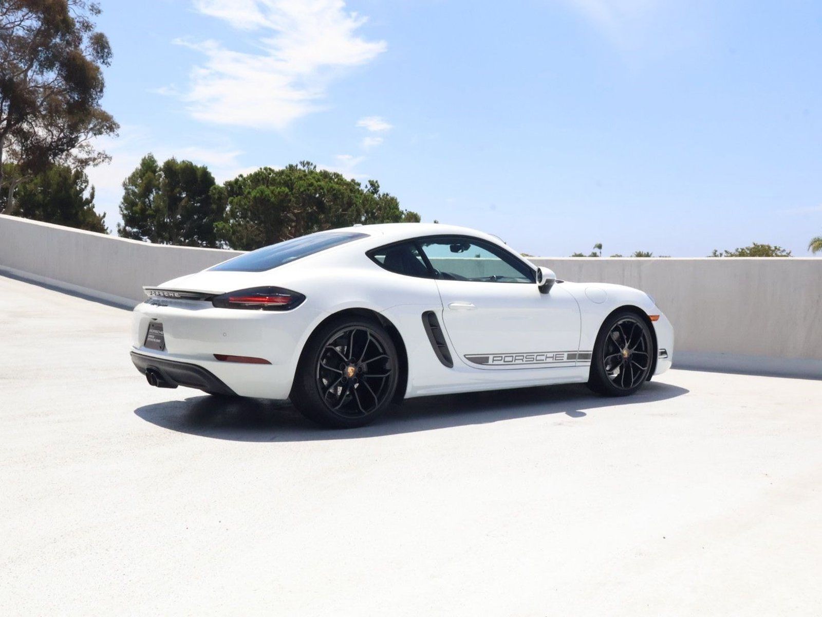 Certified 2024 Porsche 718 Cayman RWD image 8