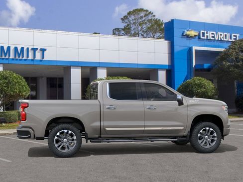 New 2026 Chevrolet Silverado 1500 High Country w/ Technology Package AWD/4WD image 5