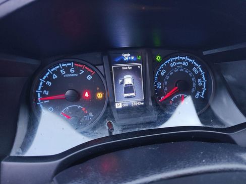 Used 2023 Toyota Tacoma SR image 9