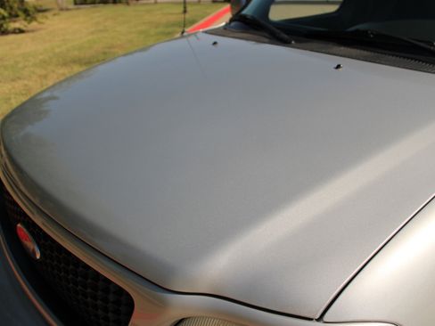 Used 2000 Ford F150 Lightning RWD image 36