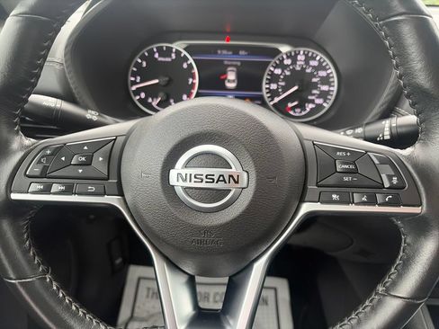 Used 2023 Nissan Sentra SV FWD image 15