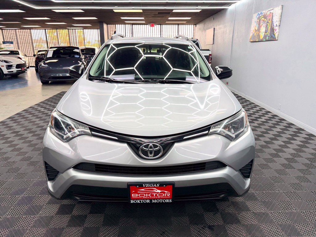 Used 2016 Toyota RAV4 LE FWD image 6