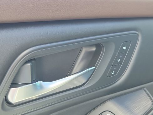 Used 2023 Nissan Rogue SL w/ SL Premium Package image 22