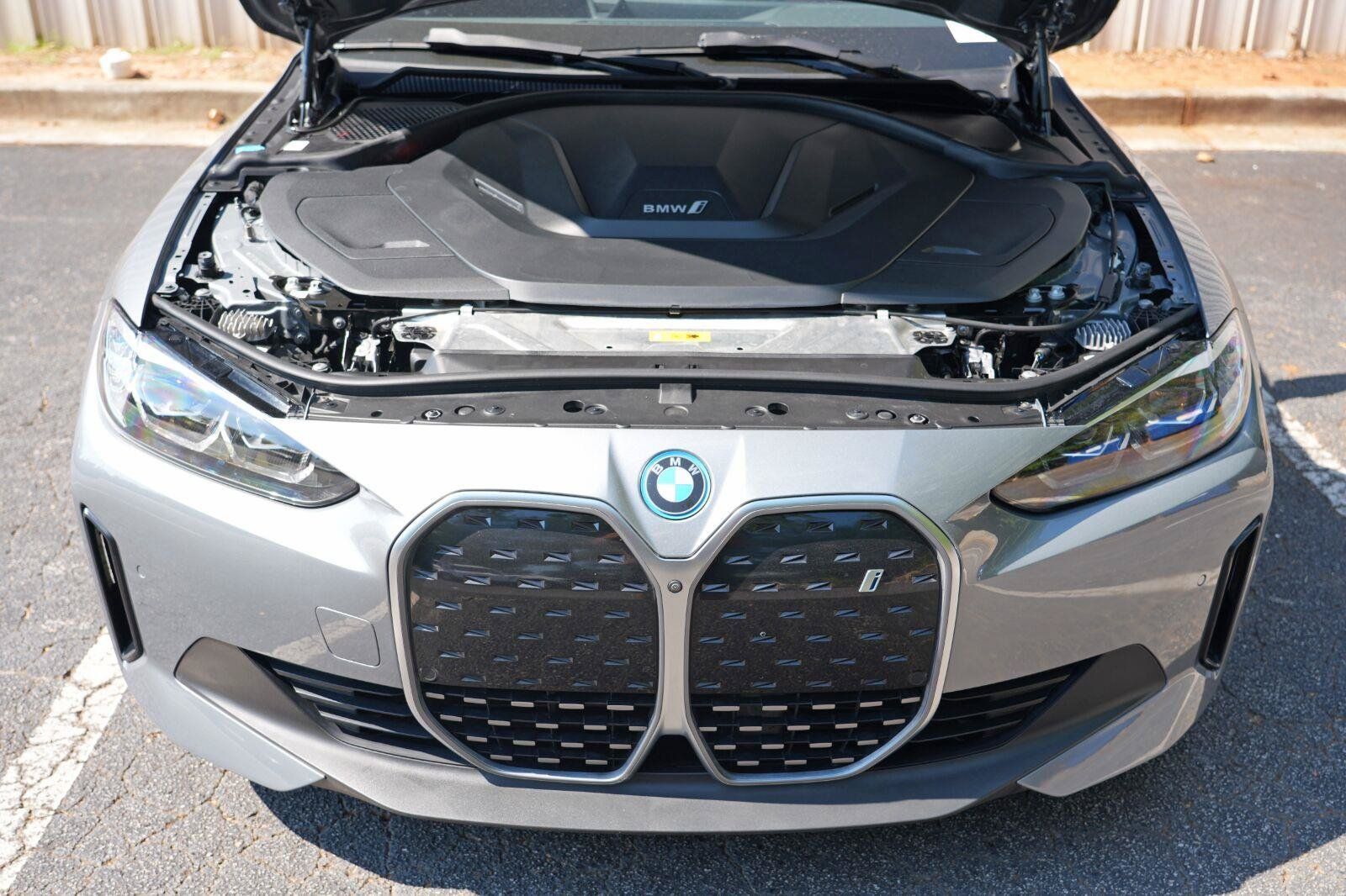 Used 2023 BMW i4 eDrive40 w/ Premium Package RWD image 8