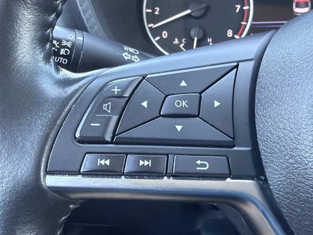 Used 2025 Nissan Sentra SV w/ All-Weather Package FWD image 27