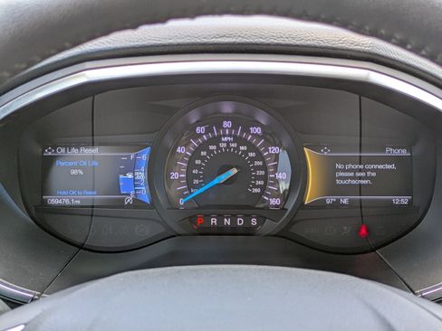 Used 2019 Ford Edge Titanium image 24