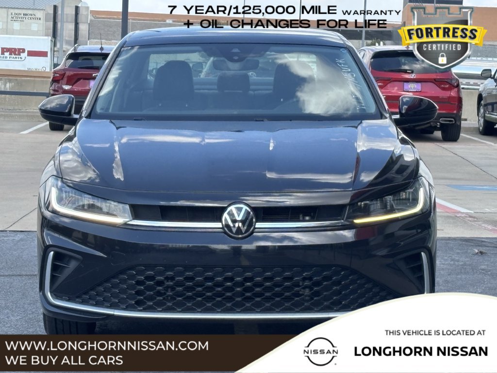 Used 2025 Volkswagen Jetta SE FWD image 6