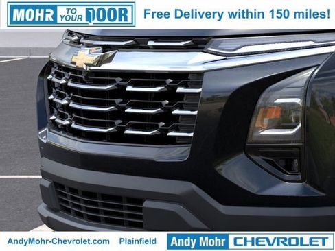 New 2026 Chevrolet Equinox LT w/ Safety and Technology Package FWD image 17