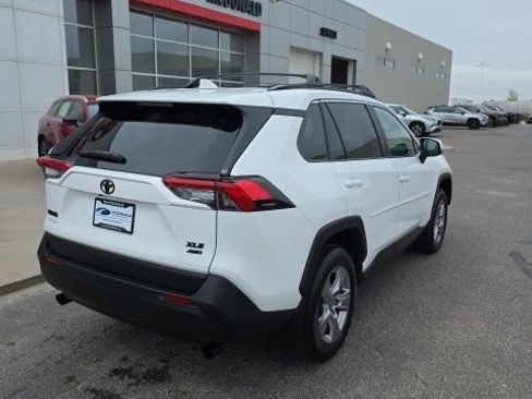 Used 2025 Toyota RAV4 XLE w/ Weather Package image 5