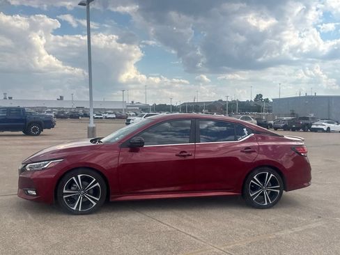 Used 2023 Nissan Sentra SR w/ SR Premium Package FWD image 14