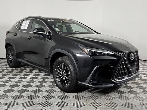 Used 2024 Lexus NX 250 FWD image 3