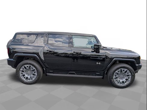 New 2026 GMC Hummer EV SUV AWD/4WD image 3