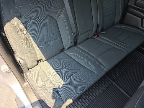 Used 2025 RAM 1500 Warlock AWD/4WD image 17