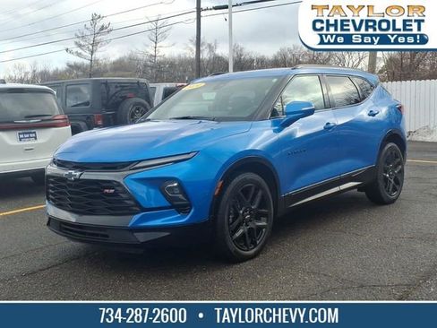 Certified 2024 Chevrolet Blazer RS w/ Driver Confidence II Package image 1