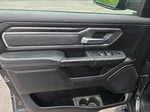 Used 2019 RAM 1500 Big Horn AWD/4WD image 18
