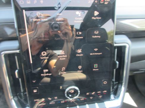 New 2026 GMC Yukon XL Elevation w/ Elevation Premium Package AWD/4WD image 20