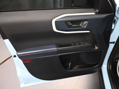 Used 2023 Ford Bronco Sport Heritage image 10