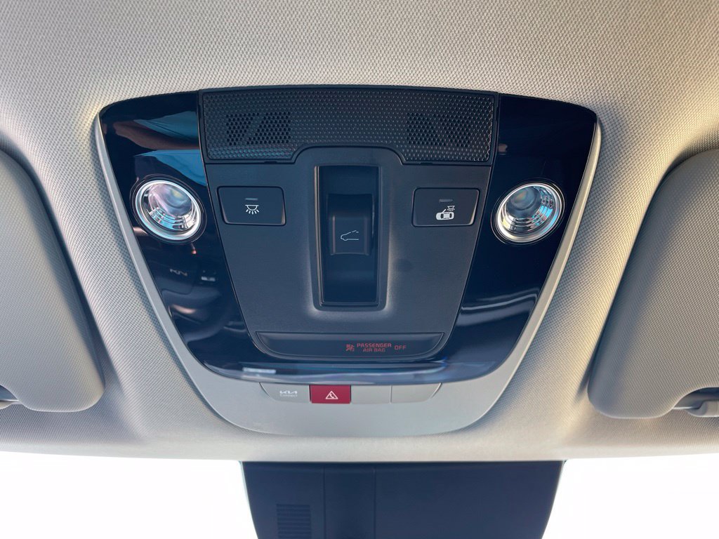 New 2026 Kia Sportage SX FWD image 19