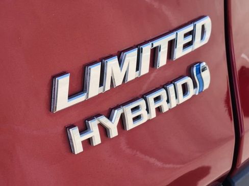 Used 2023 Toyota RAV4 Limited image 7