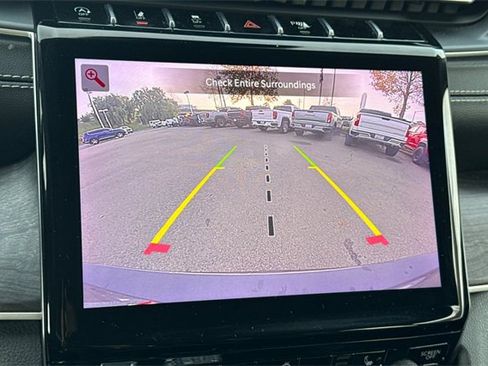 Used 2021 Jeep Grand Cherokee L Limited image 21