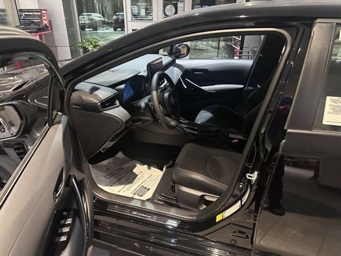 New 2025 Toyota Corolla Premium image 18