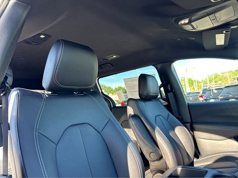 New 2026 Chrysler Voyager LX image 8