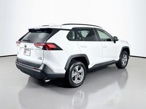 Certified 2024 Toyota RAV4 XLE AWD/4WD image 5