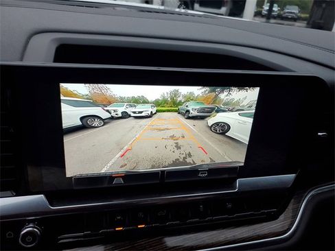 Used 2023 GMC Sierra 1500 Elevation image 23